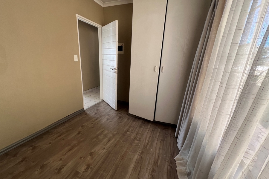 3 Bedroom Property for Sale in Heuwelsig Estate Gauteng