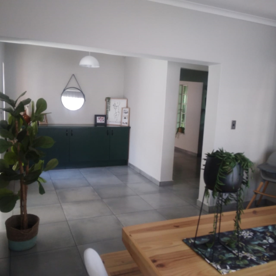 4 Bedroom Property for Sale in Kenleaf Gauteng