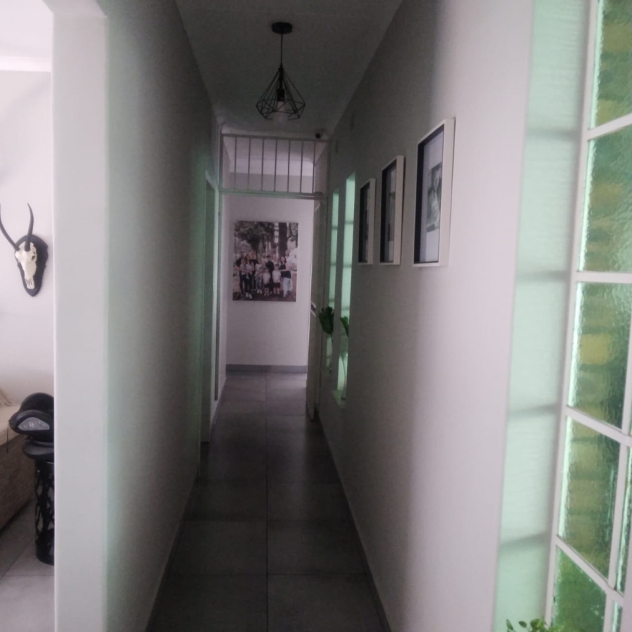 4 Bedroom Property for Sale in Kenleaf Gauteng