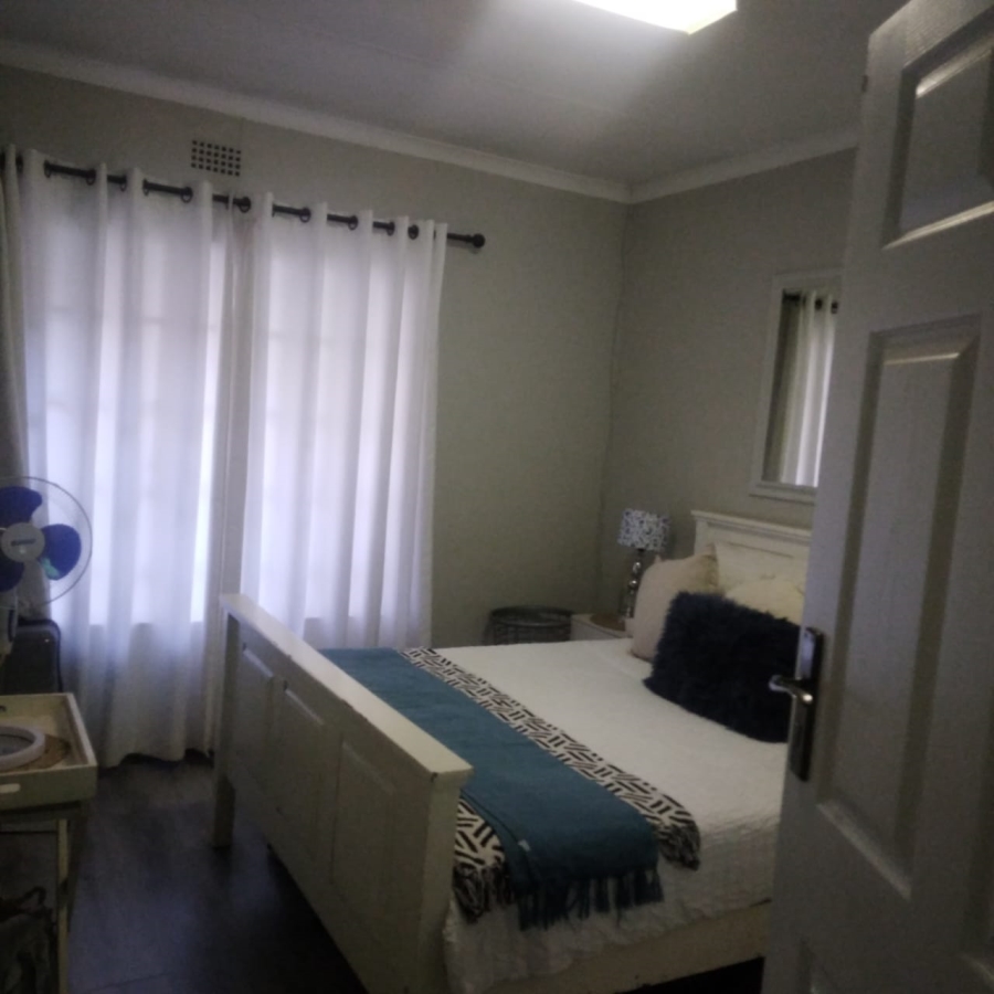 4 Bedroom Property for Sale in Kenleaf Gauteng