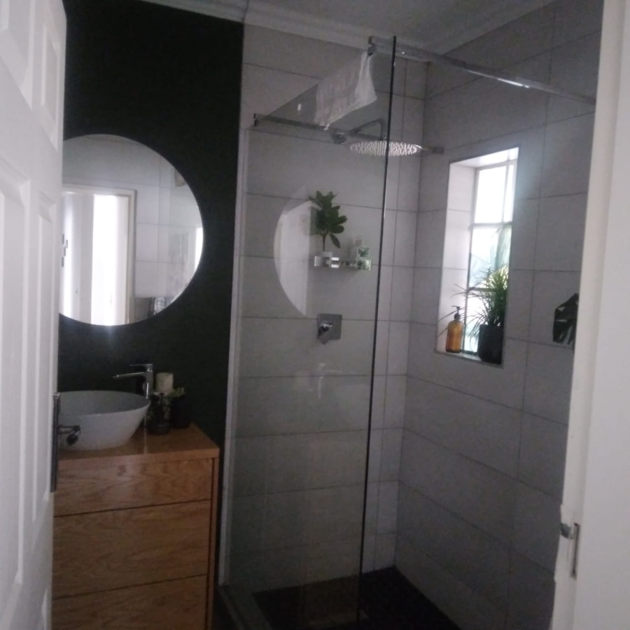 4 Bedroom Property for Sale in Kenleaf Gauteng