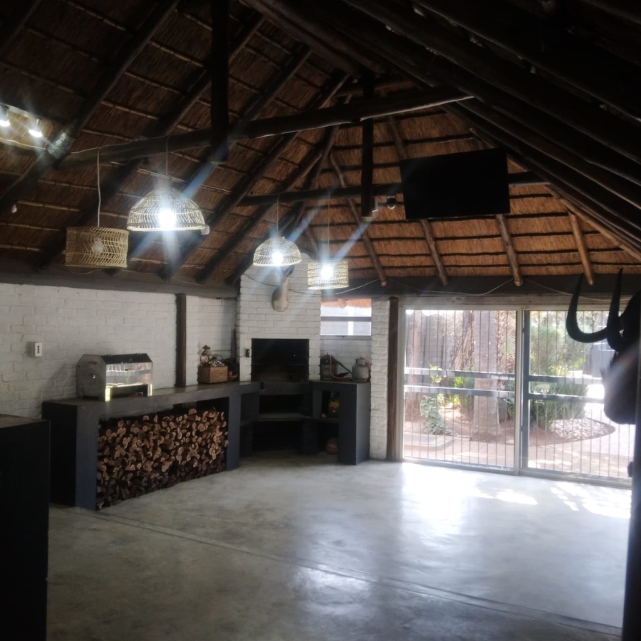 4 Bedroom Property for Sale in Kenleaf Gauteng