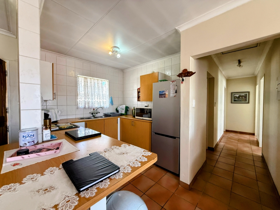 3 Bedroom Property for Sale in East Lynne Gauteng