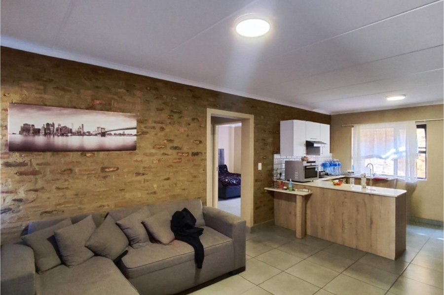 2 Bedroom Property for Sale in Pomona Gauteng