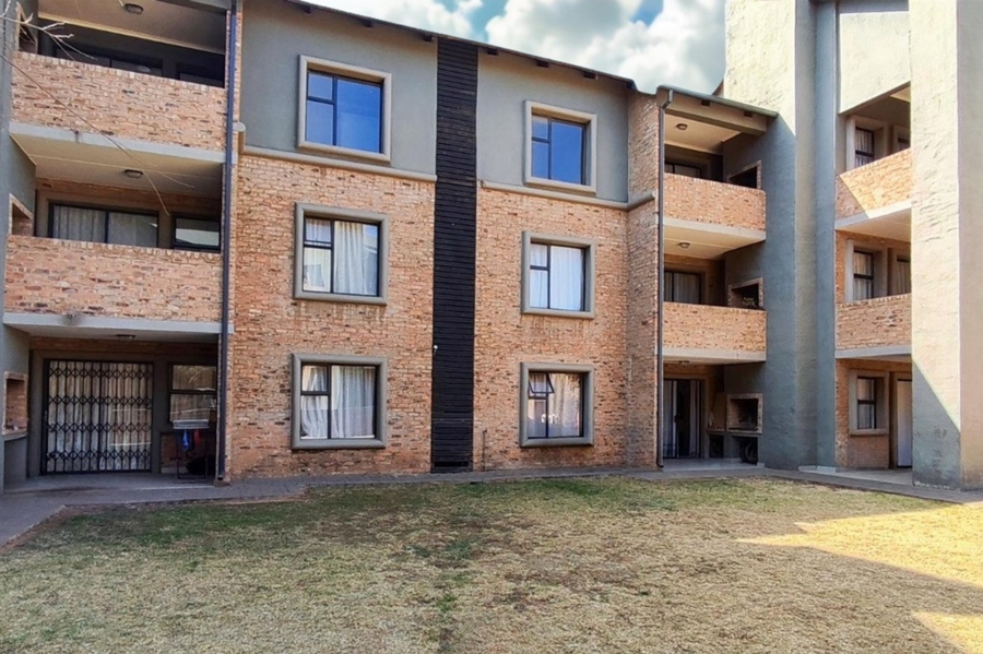 2 Bedroom Property for Sale in Pomona Gauteng