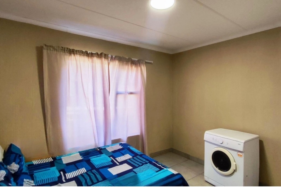 2 Bedroom Property for Sale in Pomona Gauteng