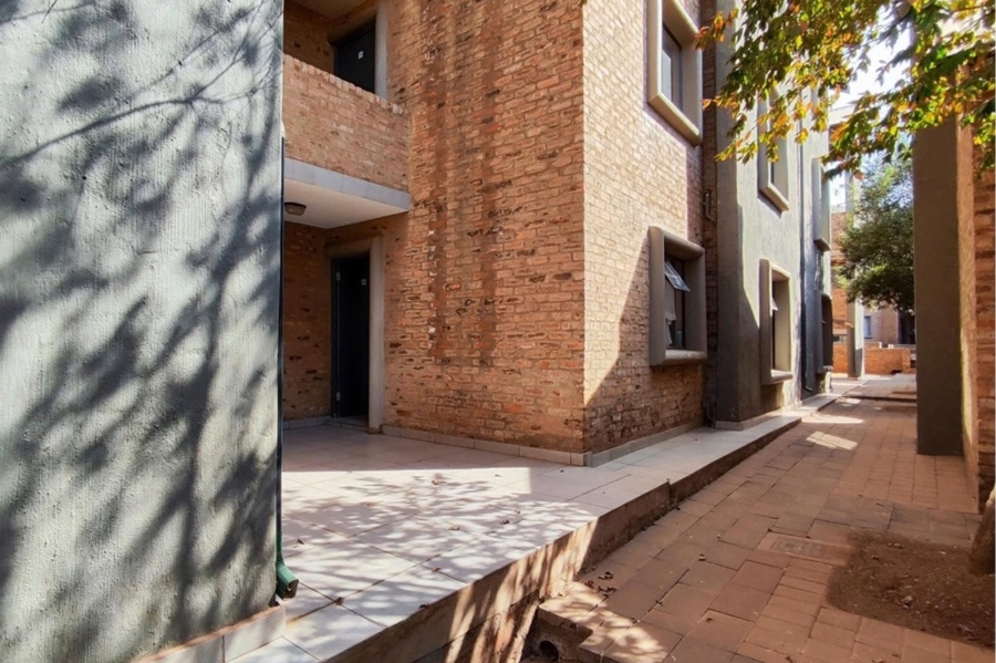 2 Bedroom Property for Sale in Pomona Gauteng