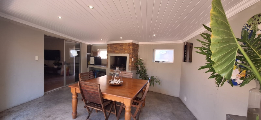 3 Bedroom Property for Sale in Faerie Glen Gauteng