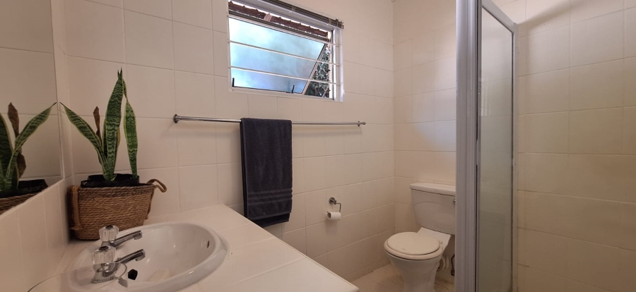 3 Bedroom Property for Sale in Faerie Glen Gauteng