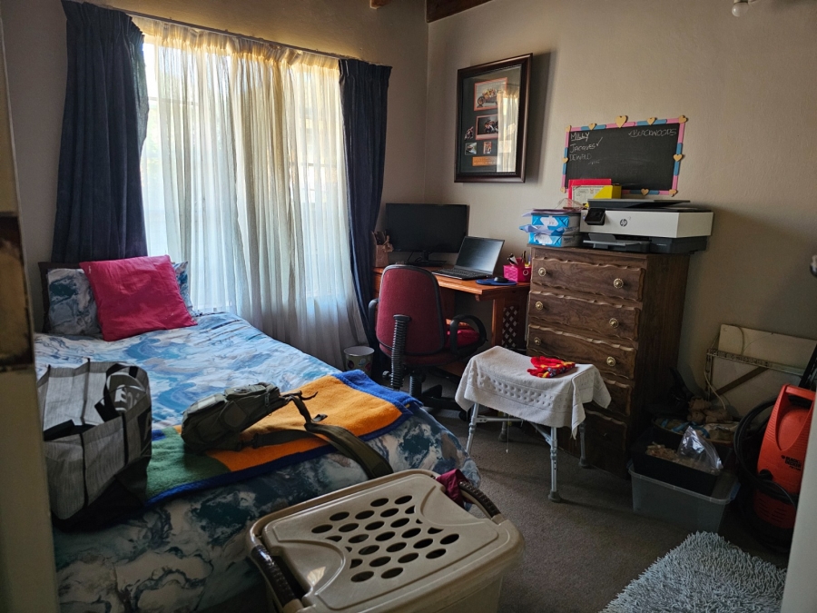 3 Bedroom Property for Sale in Zwartkop Gauteng