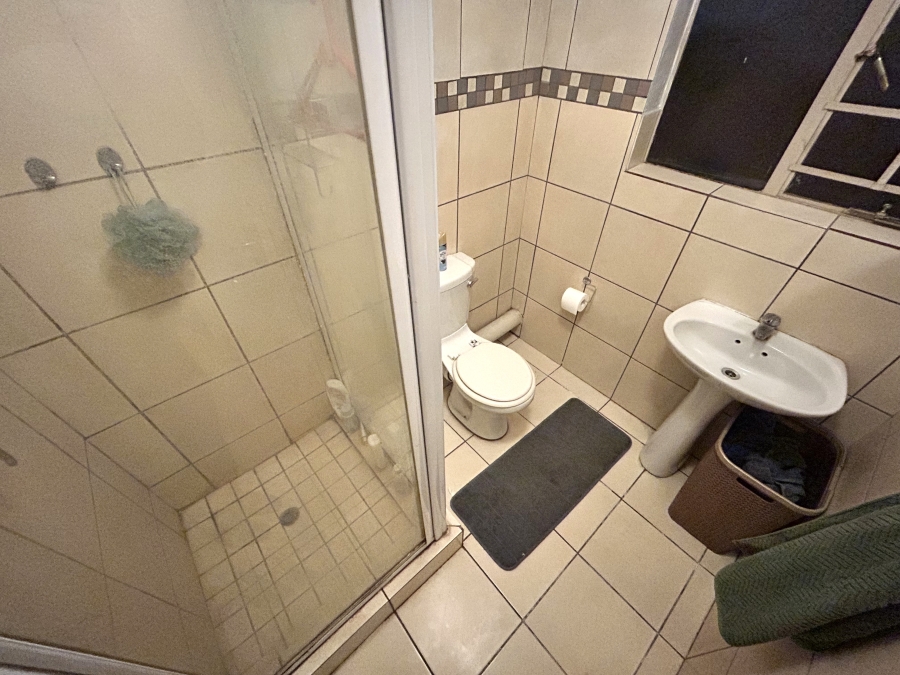 3 Bedroom Property for Sale in Annlin Gauteng