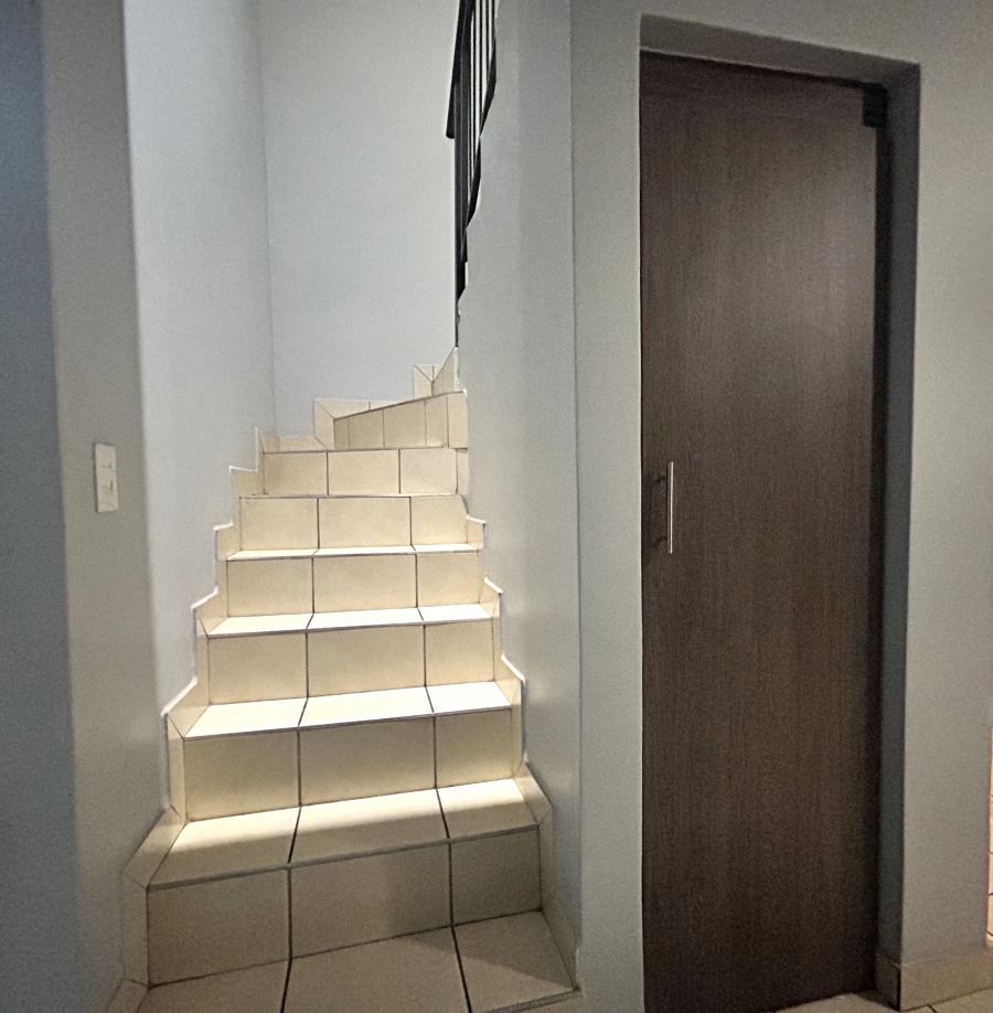 3 Bedroom Property for Sale in Annlin Gauteng