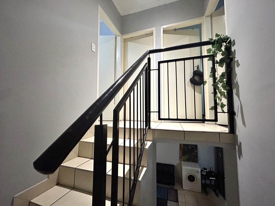 3 Bedroom Property for Sale in Annlin Gauteng