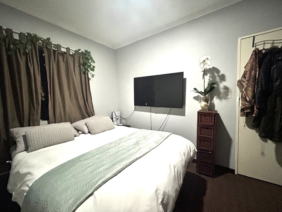 3 Bedroom Property for Sale in Annlin Gauteng