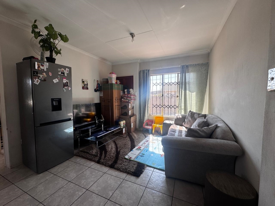 2 Bedroom Property for Sale in Cosmo City Gauteng
