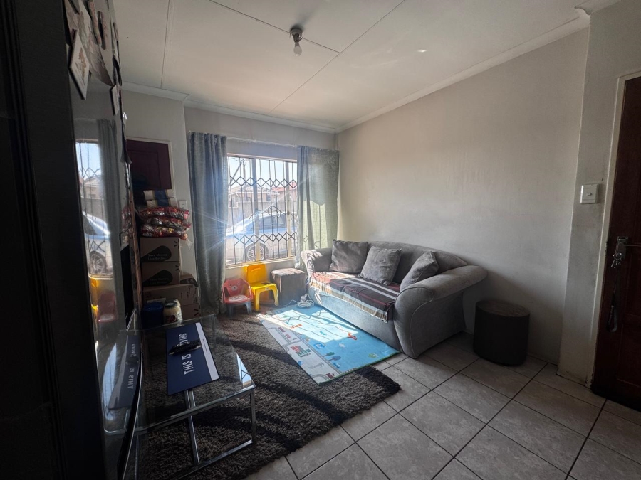 2 Bedroom Property for Sale in Cosmo City Gauteng