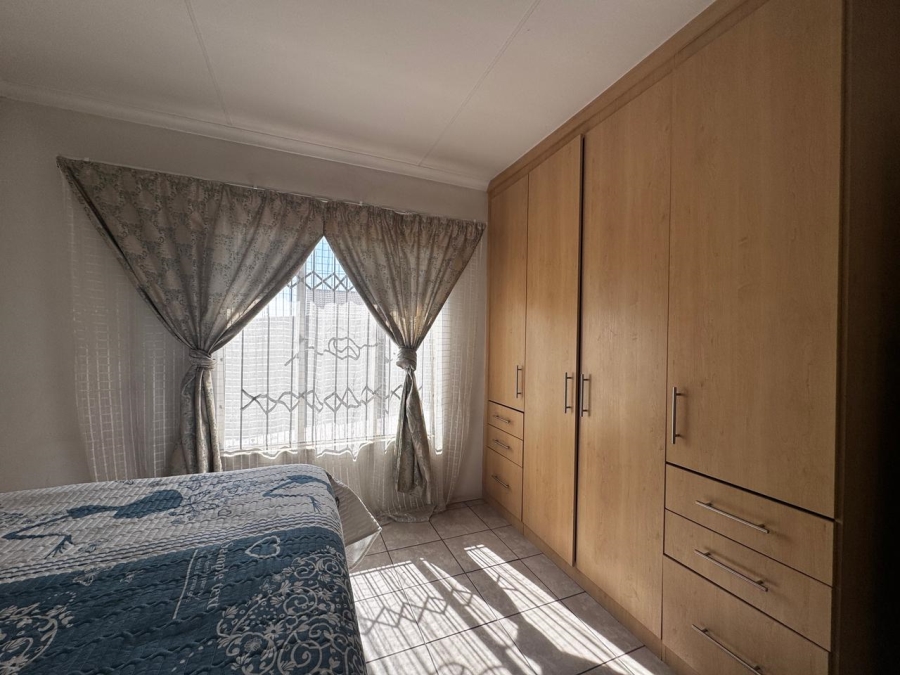 2 Bedroom Property for Sale in Cosmo City Gauteng