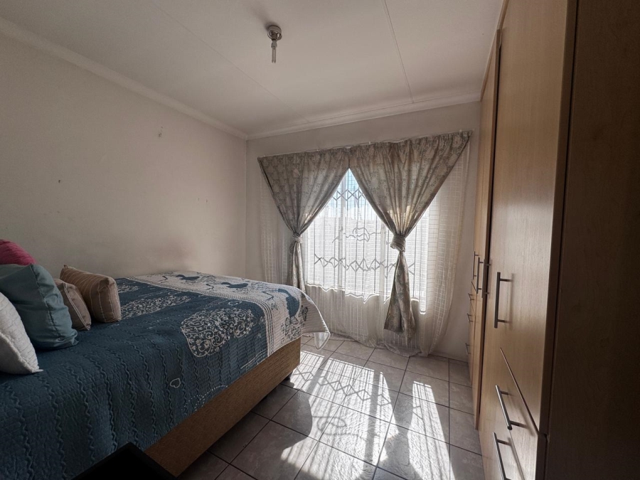 2 Bedroom Property for Sale in Cosmo City Gauteng
