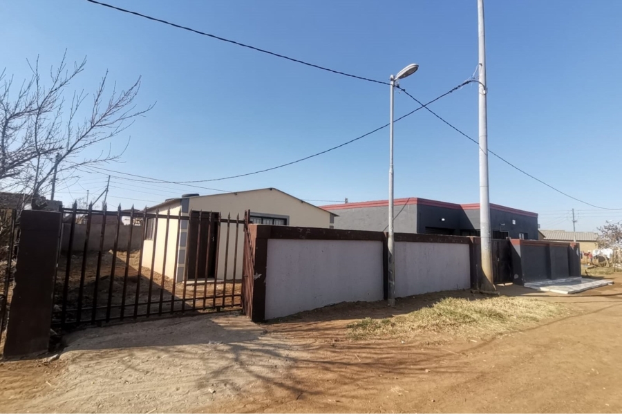 2 Bedroom Property for Sale in Stretford Gauteng
