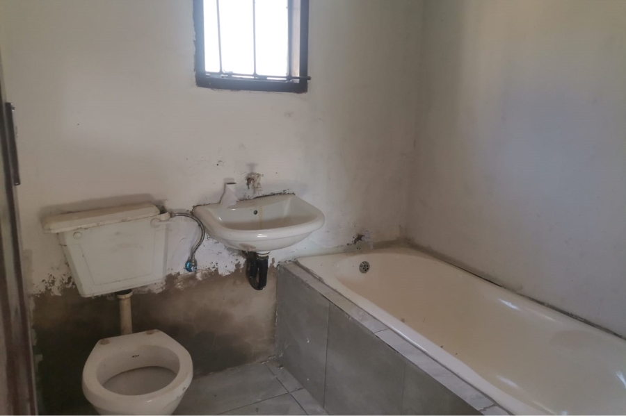 2 Bedroom Property for Sale in Stretford Gauteng