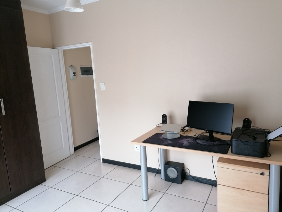 2 Bedroom Property for Sale in Fourways Gauteng