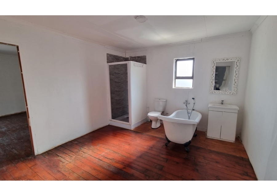 13 Bedroom Property for Sale in Petersfield Gauteng