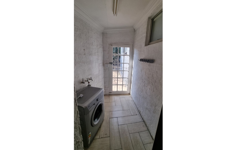13 Bedroom Property for Sale in Petersfield Gauteng