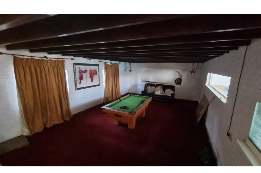 13 Bedroom Property for Sale in Petersfield Gauteng