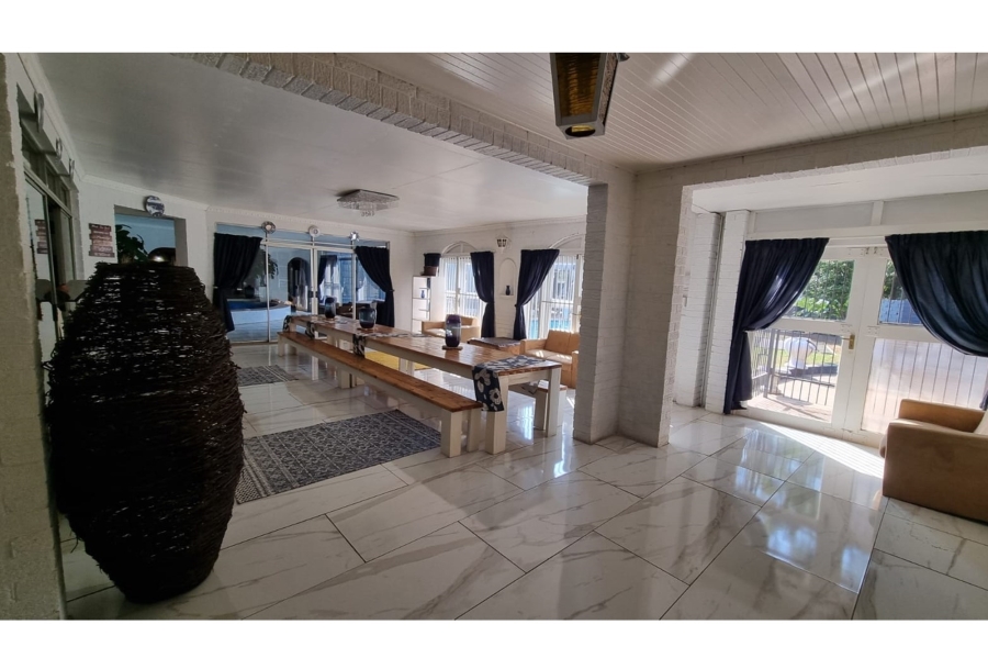 13 Bedroom Property for Sale in Petersfield Gauteng