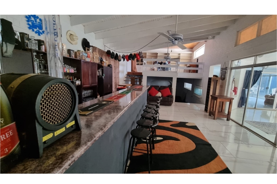 13 Bedroom Property for Sale in Petersfield Gauteng