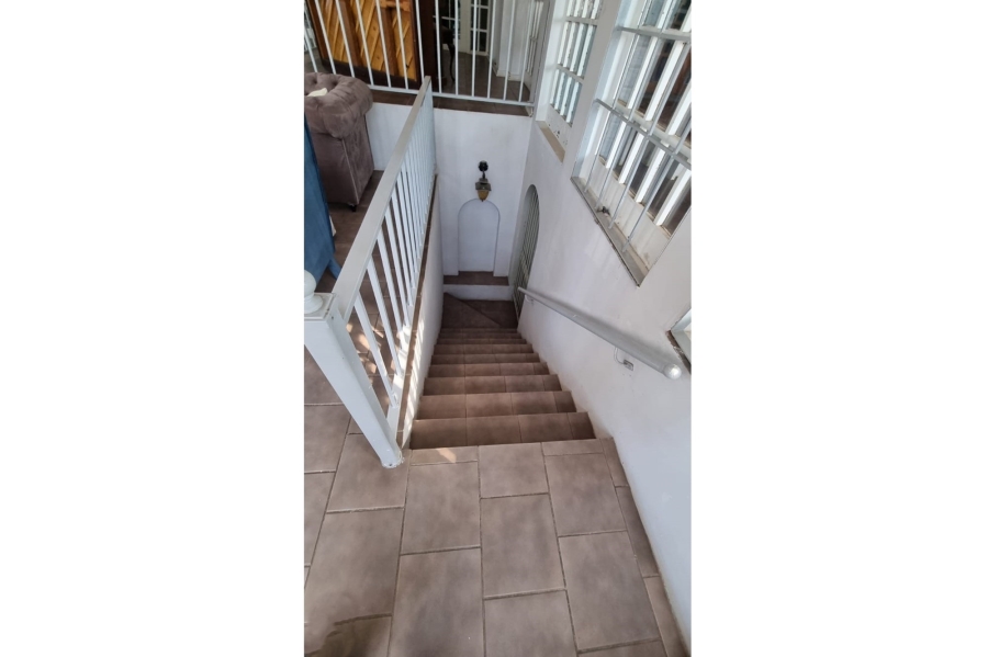 13 Bedroom Property for Sale in Petersfield Gauteng
