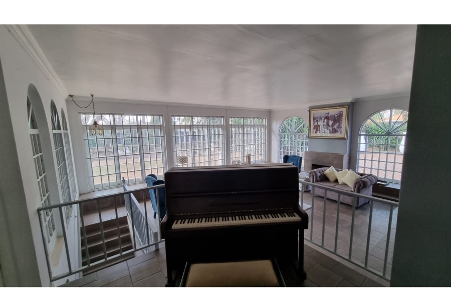 13 Bedroom Property for Sale in Petersfield Gauteng