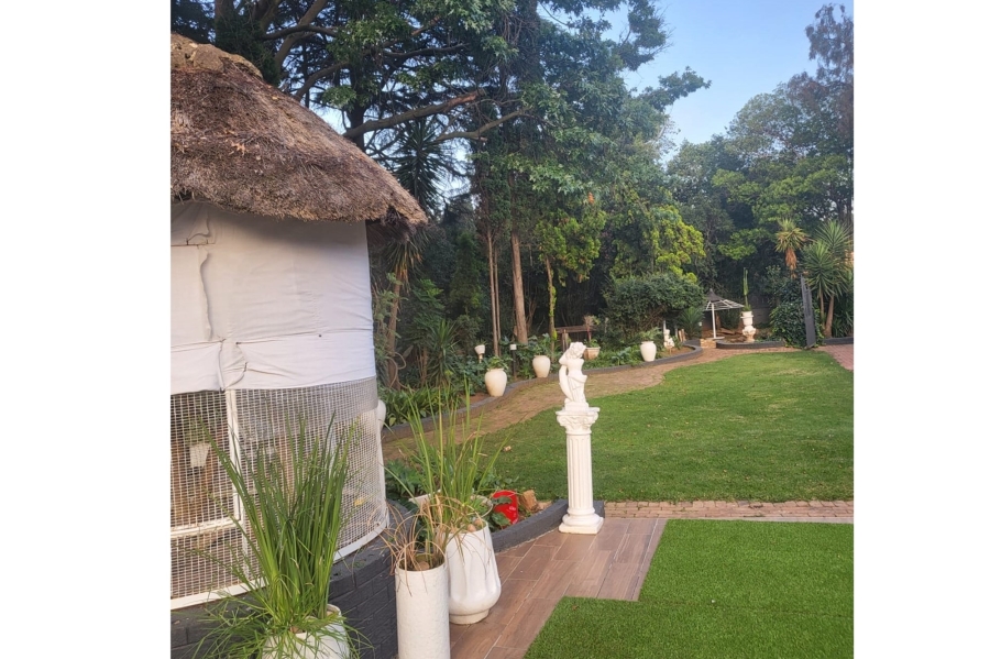 13 Bedroom Property for Sale in Petersfield Gauteng