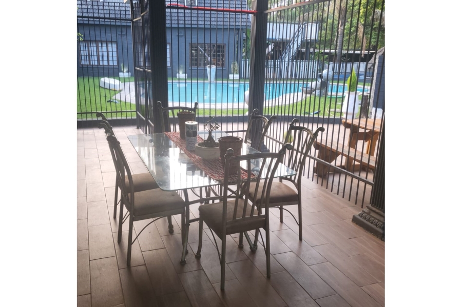 13 Bedroom Property for Sale in Petersfield Gauteng