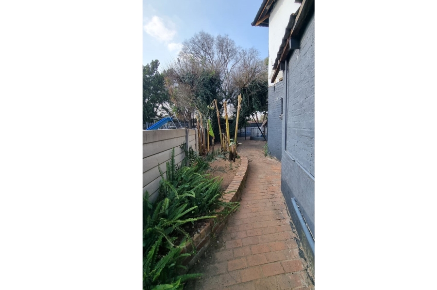 13 Bedroom Property for Sale in Petersfield Gauteng