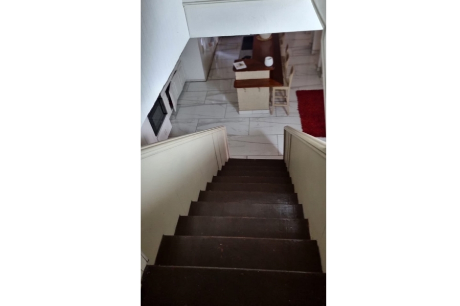 13 Bedroom Property for Sale in Petersfield Gauteng