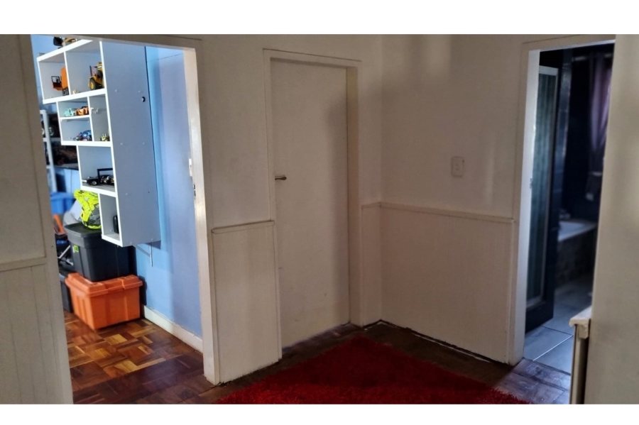 13 Bedroom Property for Sale in Petersfield Gauteng