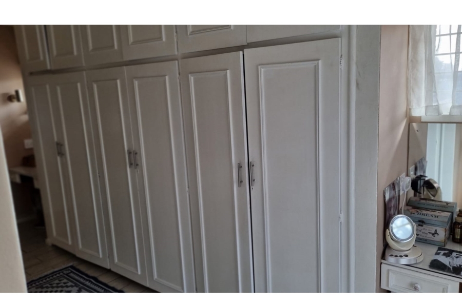 13 Bedroom Property for Sale in Petersfield Gauteng