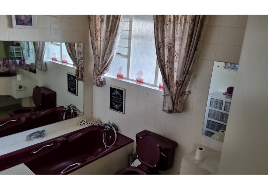 13 Bedroom Property for Sale in Petersfield Gauteng