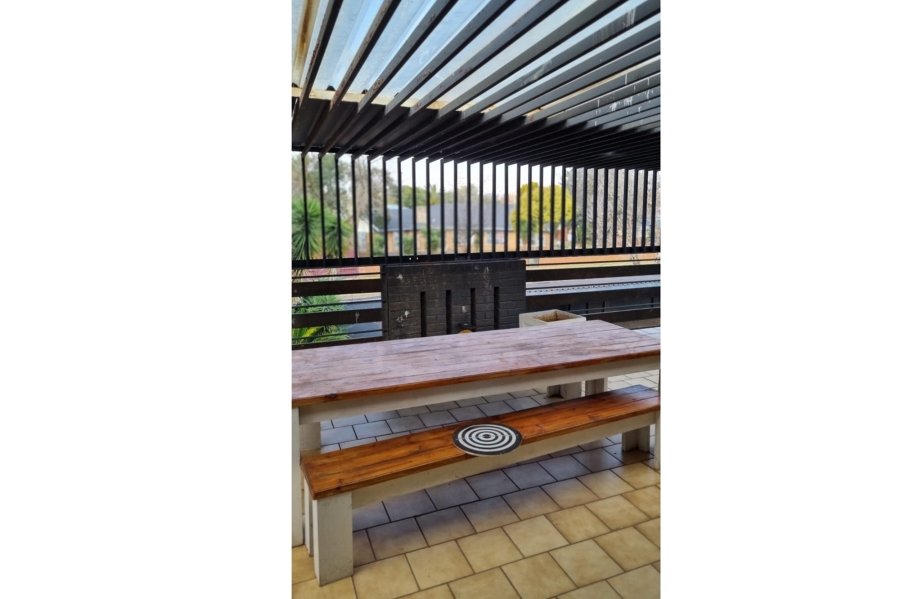 13 Bedroom Property for Sale in Petersfield Gauteng