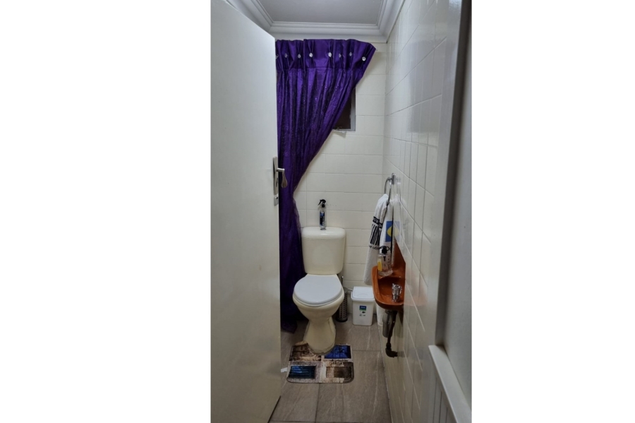 13 Bedroom Property for Sale in Petersfield Gauteng