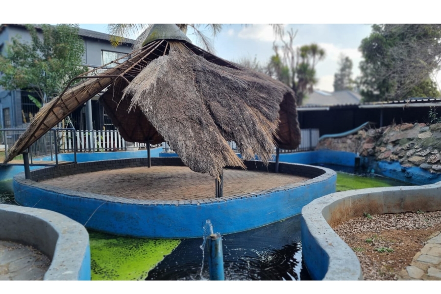 13 Bedroom Property for Sale in Petersfield Gauteng