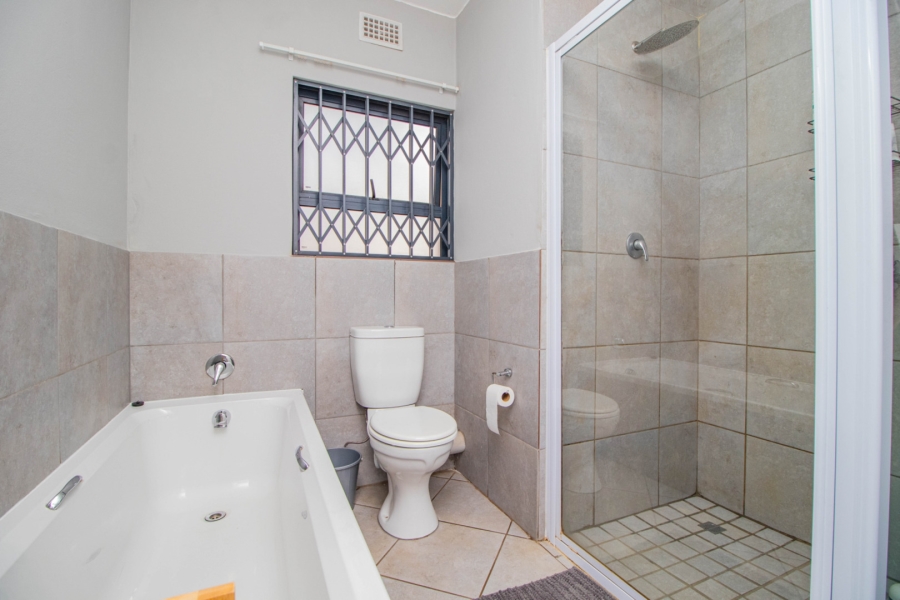 2 Bedroom Property for Sale in Brentwood Park Gauteng