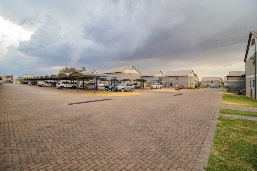 2 Bedroom Property for Sale in Brentwood Park Gauteng