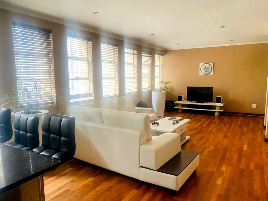 To Let 3 Bedroom Property for Rent in Marshalltown Gauteng