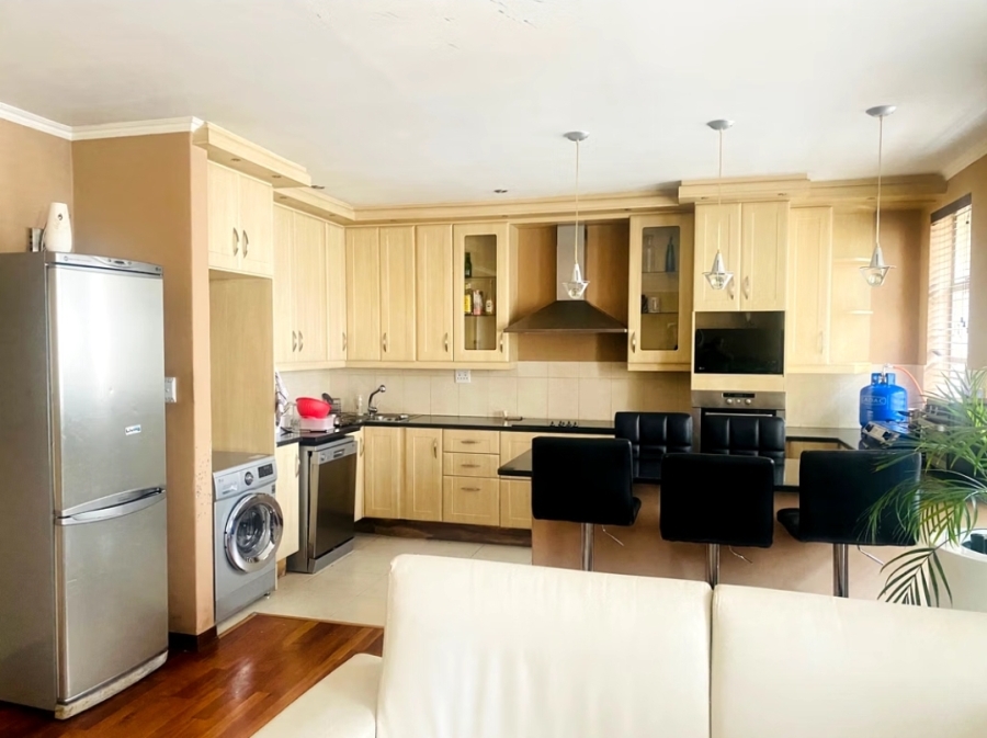 To Let 3 Bedroom Property for Rent in Marshalltown Gauteng