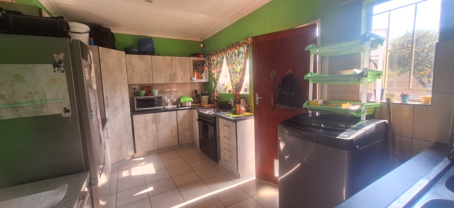 4 Bedroom Property for Sale in Krugersdorp North Gauteng