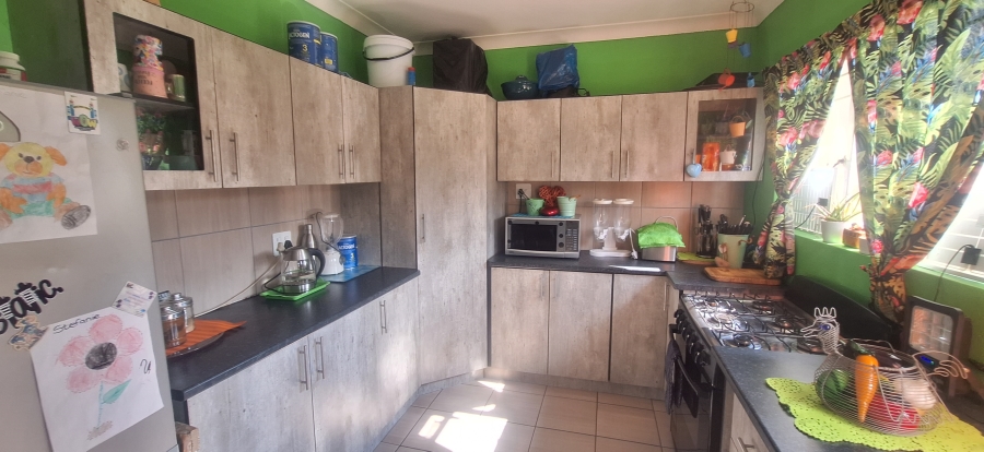4 Bedroom Property for Sale in Krugersdorp North Gauteng