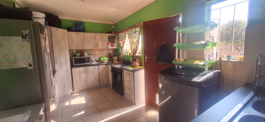 4 Bedroom Property for Sale in Krugersdorp North Gauteng