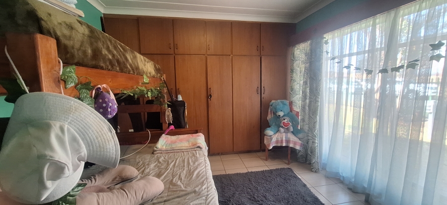 4 Bedroom Property for Sale in Krugersdorp North Gauteng